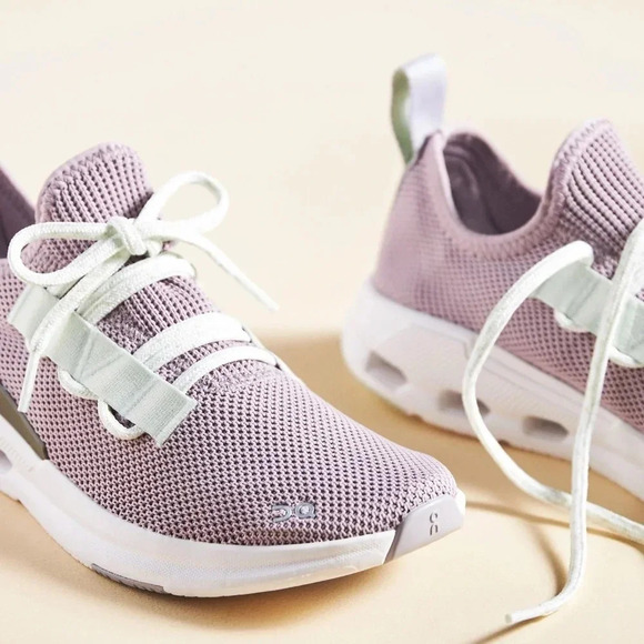 NWT ON Cloudesy Sneaker  Heron/Aloe 8 - Picture 4 of 5